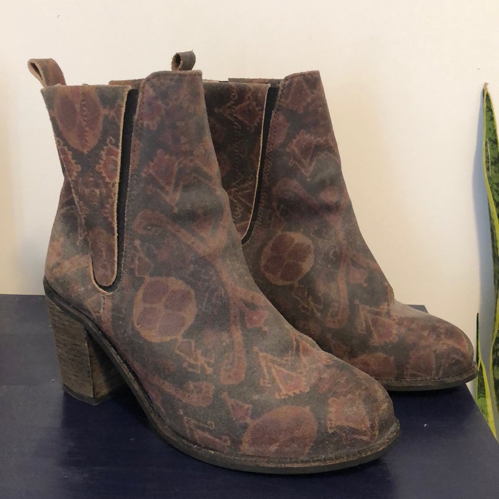 Free People brown leather heeled booties